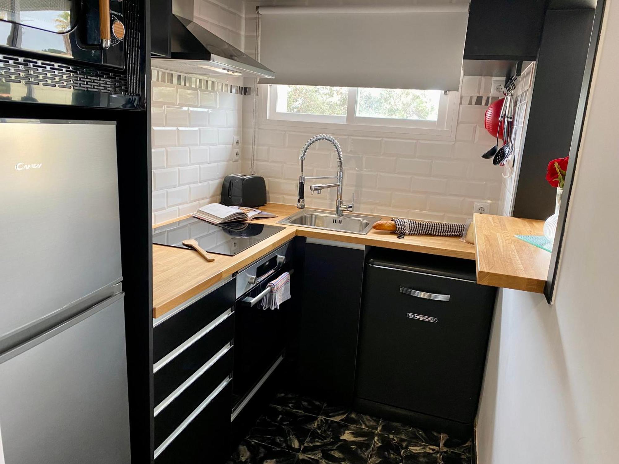 Apartament Per Parelles Reformat Amb Piscina カレリャ・デ・パラフルジェリ エクステリア 写真