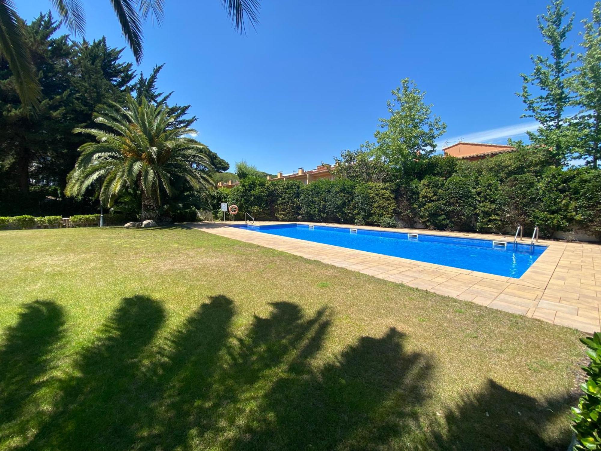 Apartament Per Parelles Reformat Amb Piscina カレリャ・デ・パラフルジェリ エクステリア 写真